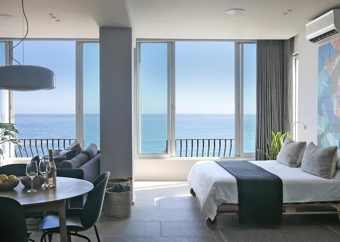 Spacious Studio Apartment - Number 4702