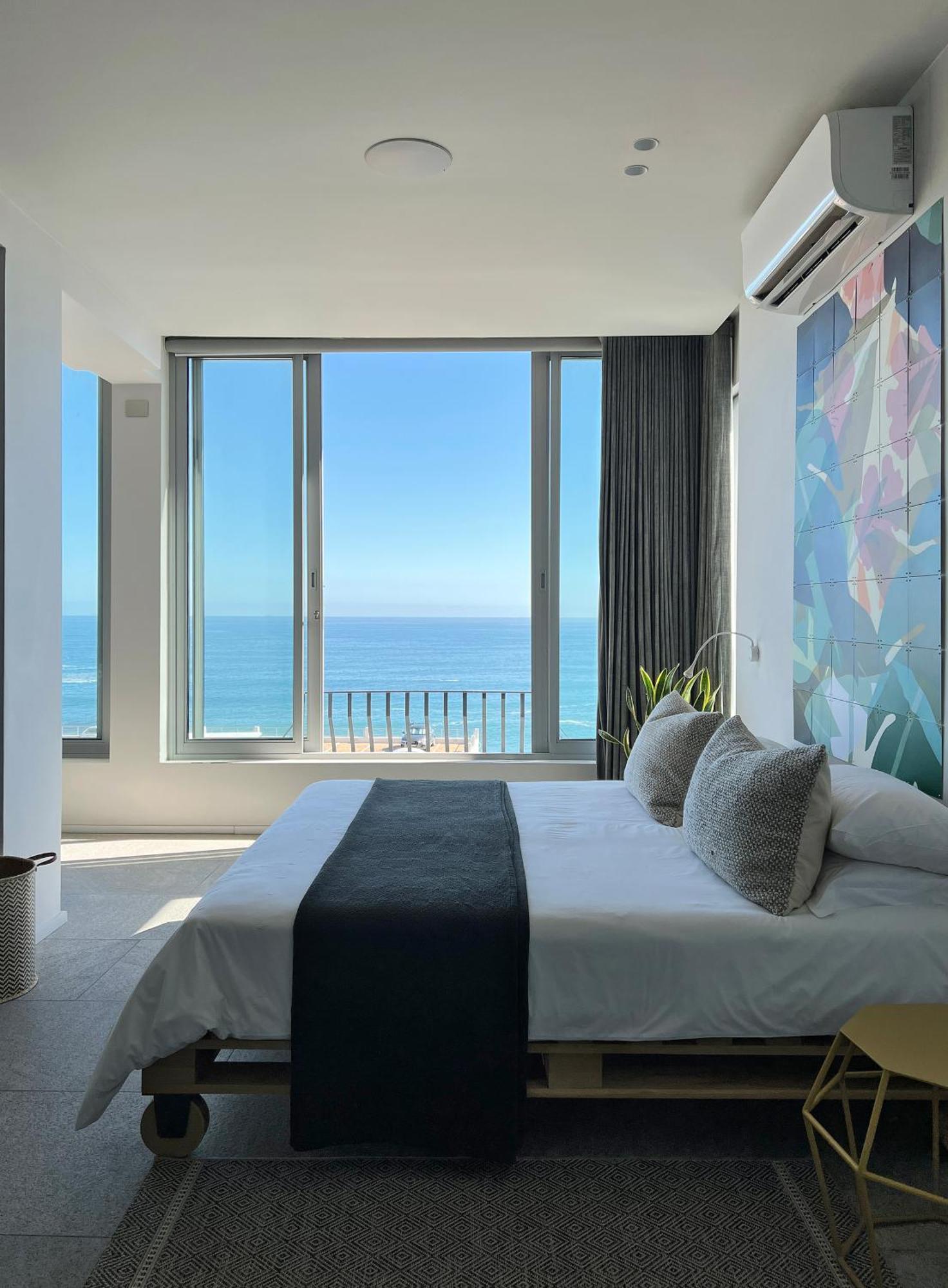 Spacious - Number 4702 Apartment Cape Town